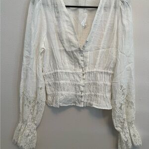 Chic White Lace Sleeve Women's Blouse